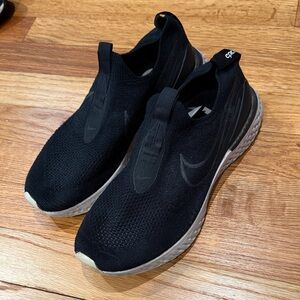 Nike Black Slip-On Epic React Women's Sneakers